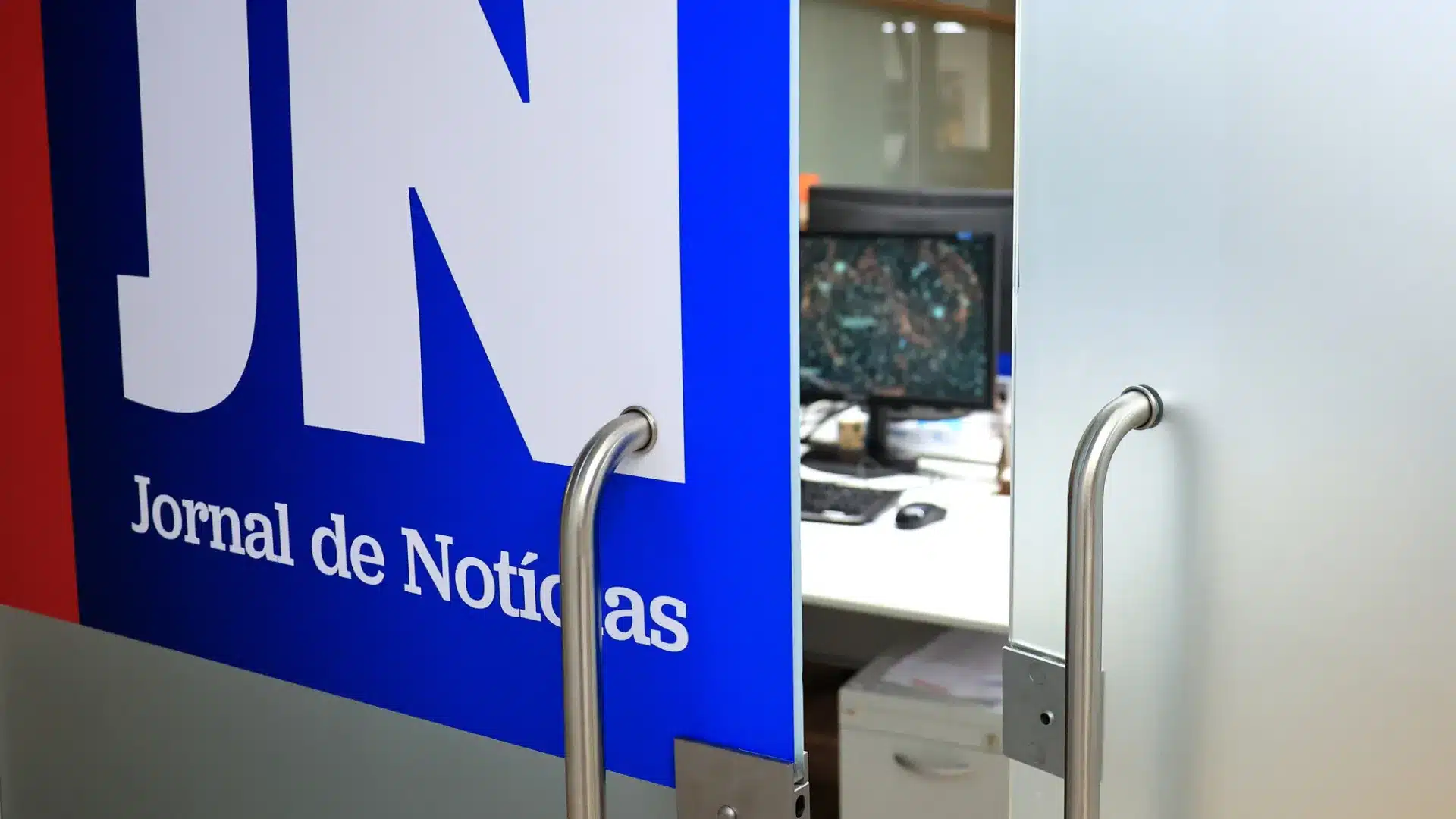 Notícias Ilimitadas assume la livraison de JN et O Jogo aux abonnés.