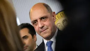 Pizarro : « Impossible » pour l'Armée de l'air d'assurer le service médical d'urgence