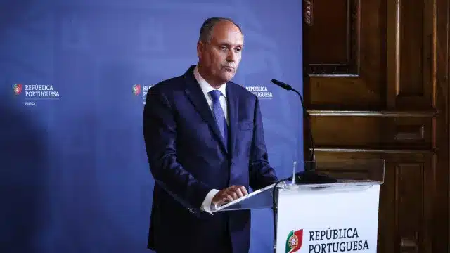 PJ affirme ne pas céder à la pression médiatique dans l'affaire du "cocktail molotov".