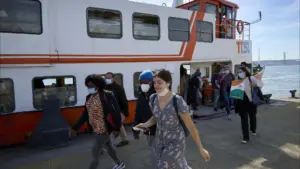 Ponto Navigant au Terminal Fluvial du Cais do Sodré ouvert 12h par jour