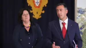 Porter la réforme du travail au Parlement? "C'est un gouvernement ennemi des travailleurs"