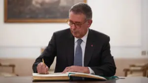 Premier voyage à l'étranger du nouveau PR sera à Madrid.