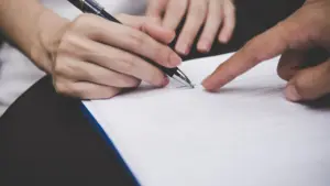 Près de 30 000 personnes signent une pétition contre la légalisation des thérapies de conversion.