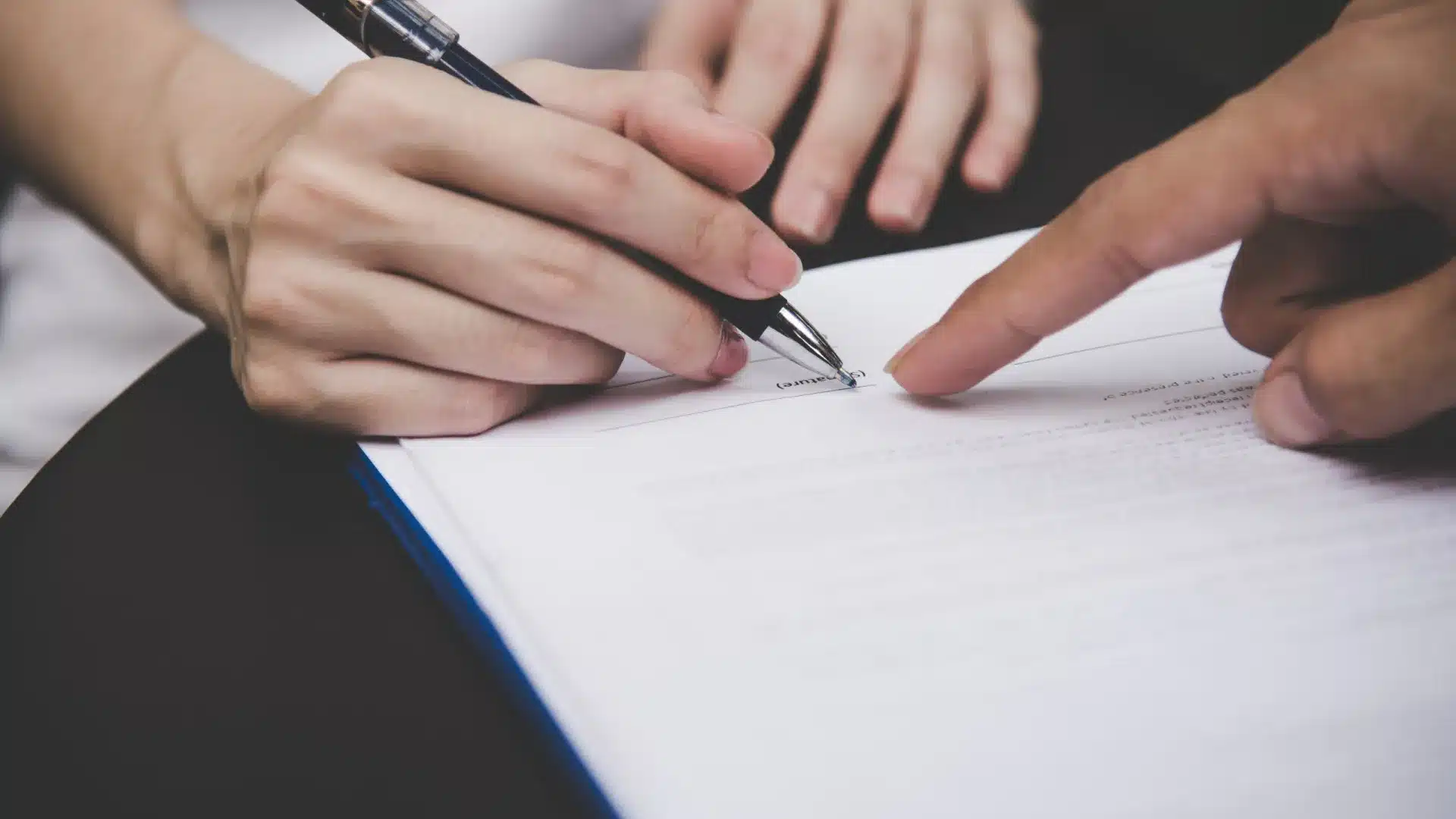 Près de 30 000 personnes signent une pétition contre la légalisation des thérapies de conversion.