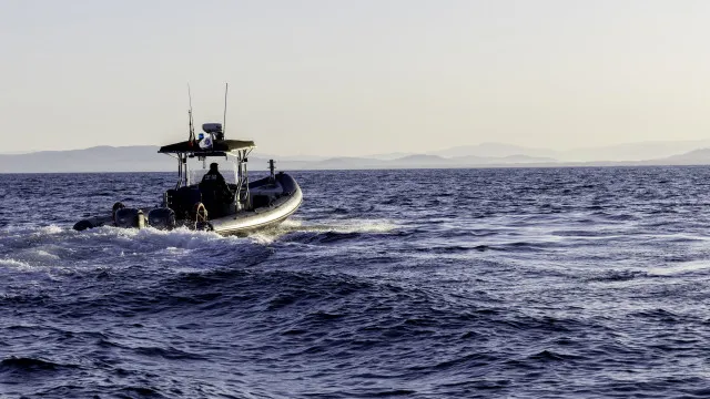 Quatre membres d'équipage secourus d'un navire à la dérive en mer de Madère.