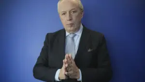 Santana Lopes ignorait l'origine du fracas qui a frappé la ville.