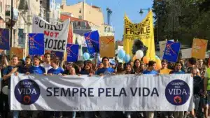 Terrorisme ? Le MP attribue le cas du cocktail molotov lors de la Marche pour la Vie à la Police judiciaire.