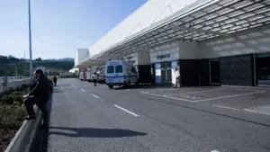 Un homme de 27 ans a été blessé par balle à la jambe à l'aube aujourd'hui à Loures.