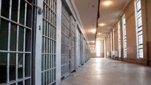 Un homme qui aurait volé des abonnements sociaux à Coimbra a été placé en détention provisoire.