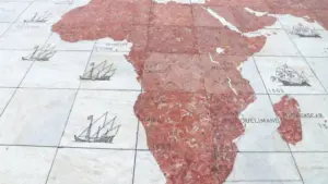 Un livre décrit le Portugal comme un exemple des tensions de la civilisation au XXe siècle.