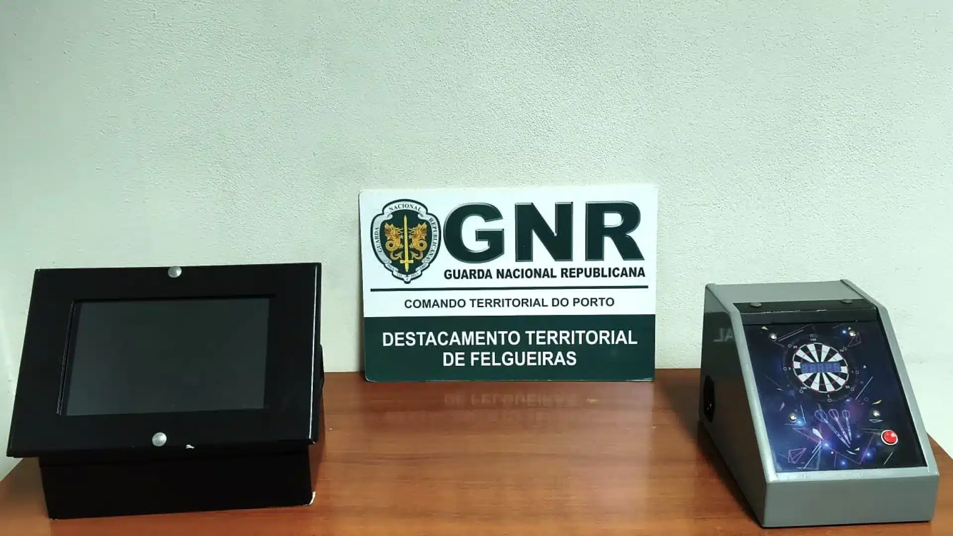 Une femme mise en examen pour exploitation de jeu illégal à Lousada.