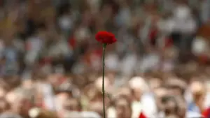 Une marche commence à Porto contre "l'assassinat des valeurs d'Avril".