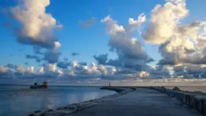 Une occurrence similaire à une explosion ressentie sur le littoral Centre. Que sait-on ?