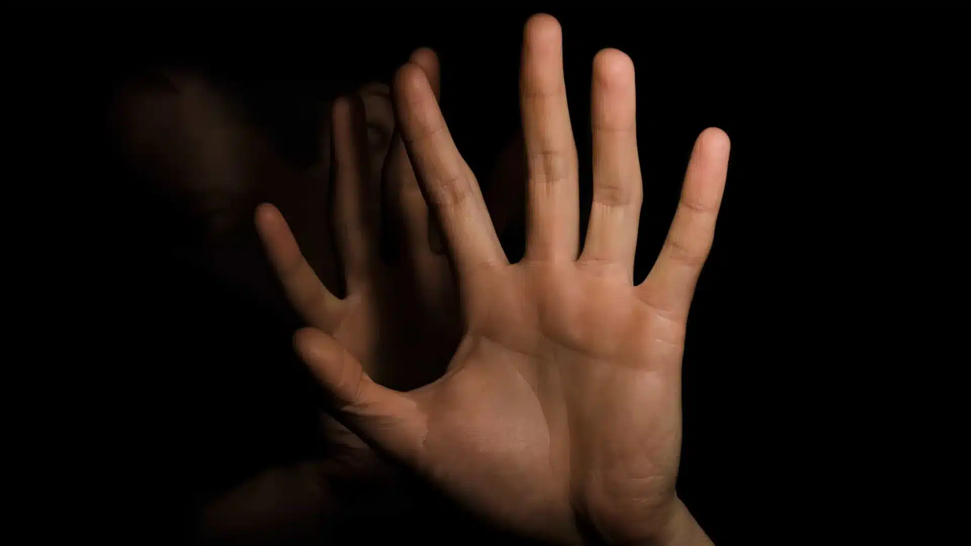 Violence domestique : Les auditions doivent couvrir plus de victimes.