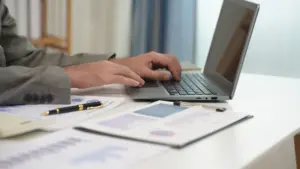 Vous avez des questions sur la déclaration d'impôts ? Consultez 10 informations importantes.