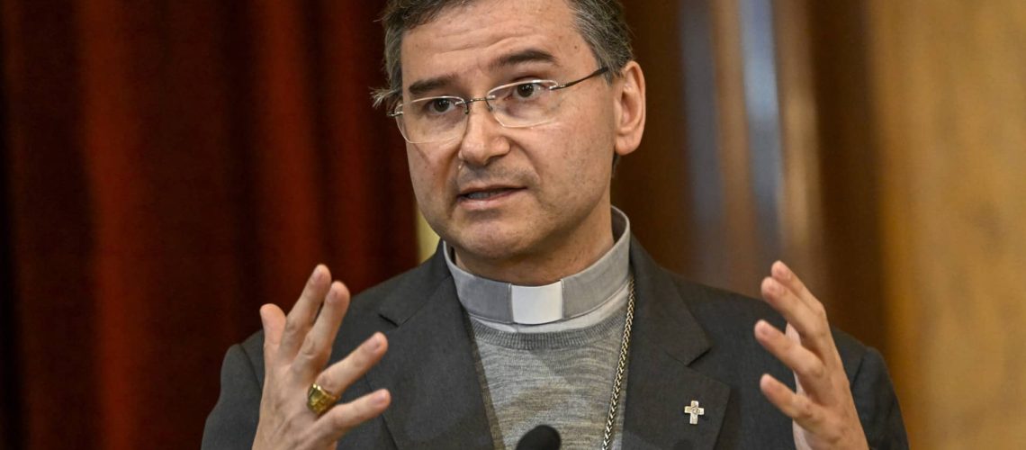 Américo Aguiar avertit que "sans espoir" n'importe qui peut "prendre la barre"