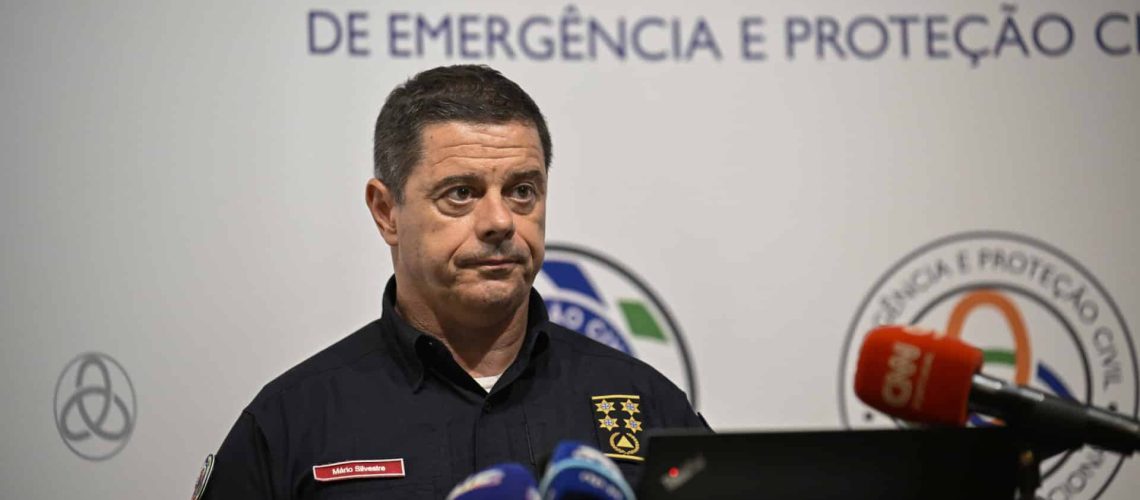 Au crépuscule, le bilan : Combien de pompiers et quels incendies préoccupent le plus