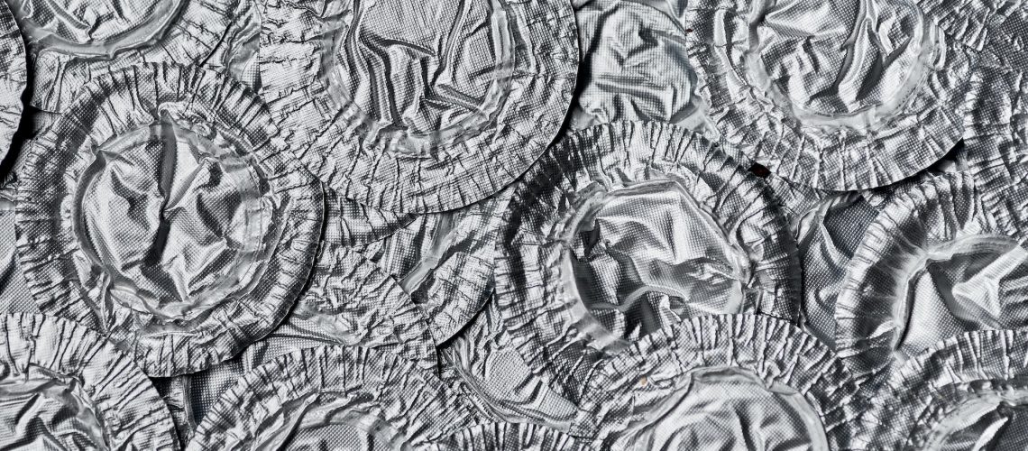 Background of the aluminum foil bottle cover