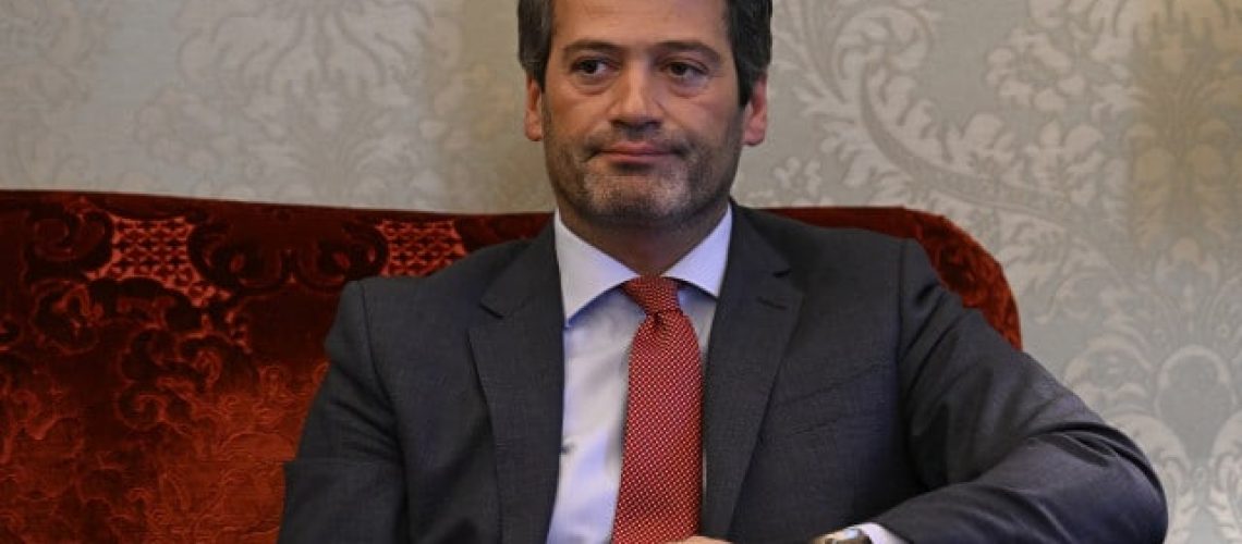 Centeno ne sera pas reconduit à la BdP. Montenegro annonce son successeur demain.