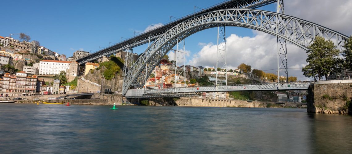 Corps en "état de décomposition avancée" trouvé dans le fleuve Douro