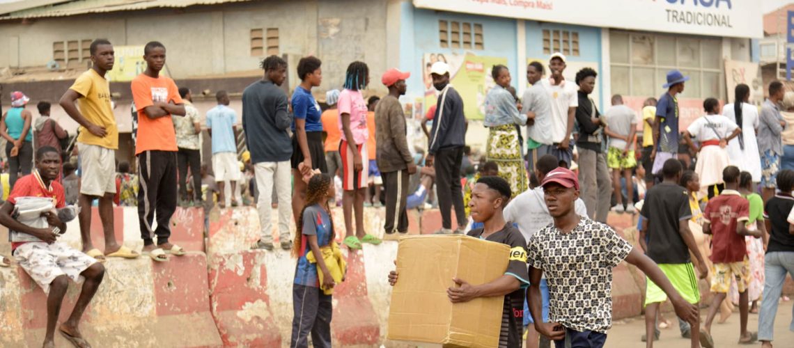 Épisodes de violence : Les établissements ferment plus tôt à Luanda