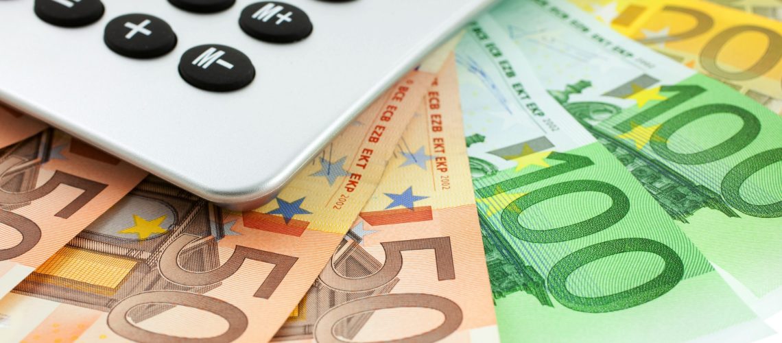 Euro notes with calculator