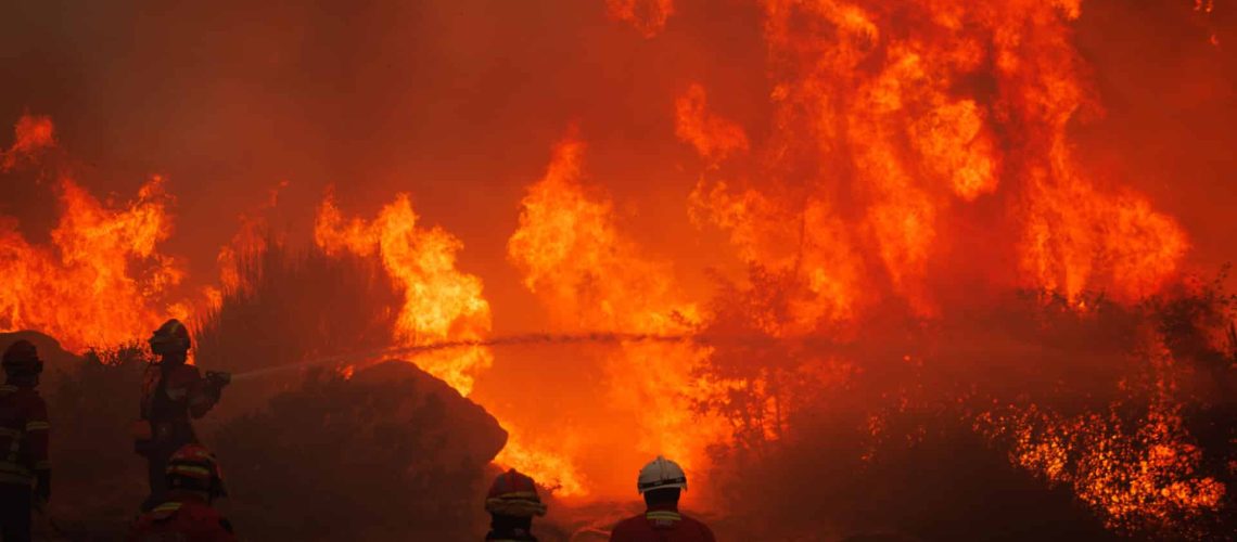 Incendie à Sirarelhos réactivé avec plus de 100 hommes dans le combat