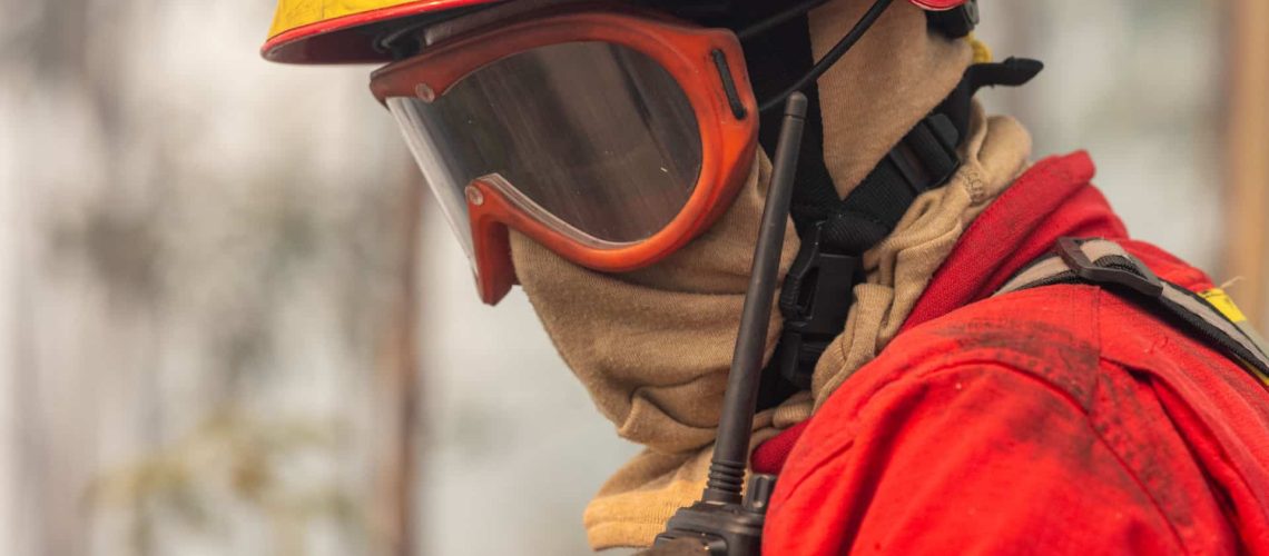 Incendie atteint la paroisse de Canelas. Habitants contenus sur une place.