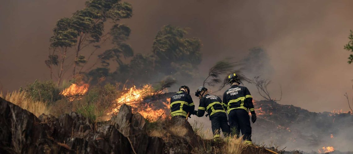 Incendies : La plupart des districts du Nord, Centre et Algarve en risque maximal