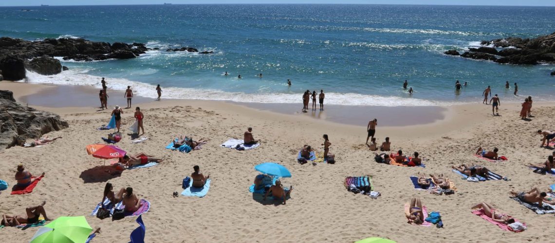 La chaleur revient jeudi avec des températures dépassant les 40°C dans l'intérieur.
