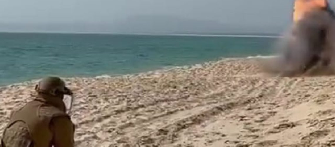 La marine désactive (encore) deux engins explosifs sur les plages de Grândola.