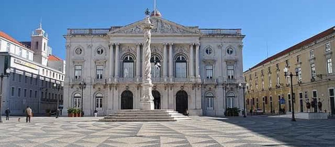 La municipalité de Lisbonne met à jour les soutiens scolaires pour l'année scolaire 2025/2026.