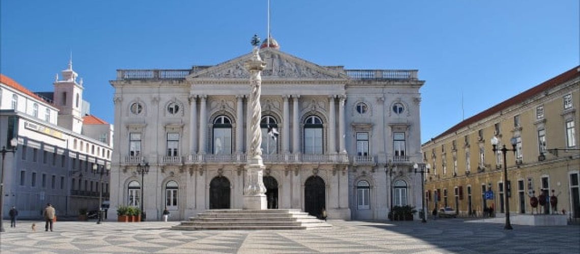 La panne dans le tirage au sort des maisons municipales à Lisbonne est due à une "erreur humaine".