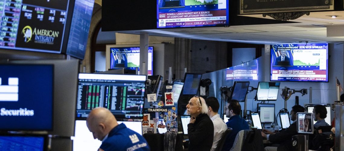 La Réserve fédérale américaine laisse à nouveau les taux d'intérêt inchangés.