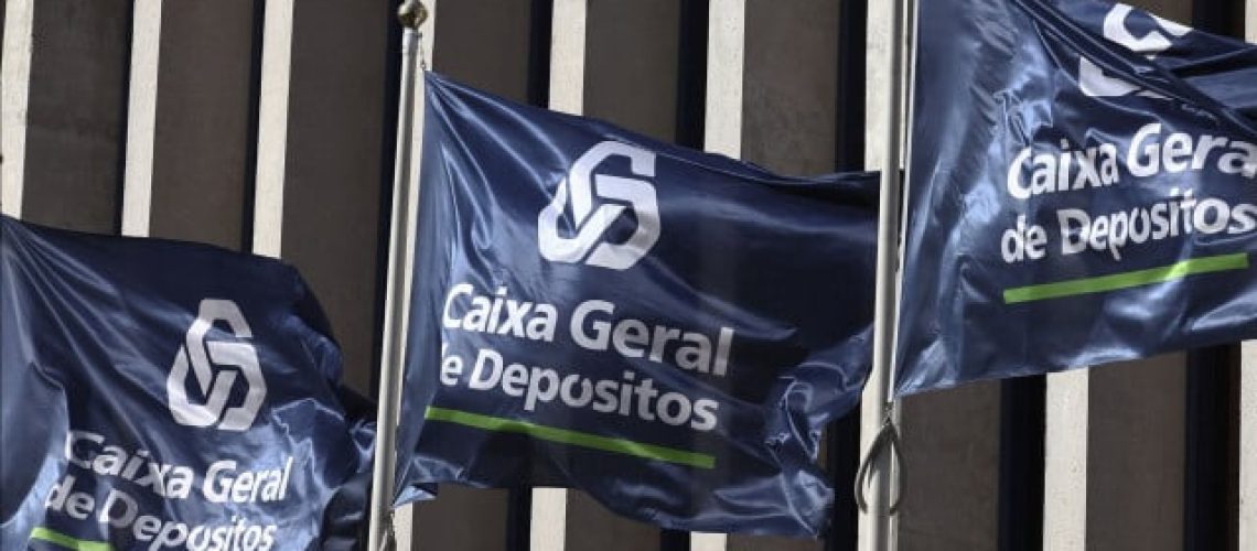 Le bénéfice des cinq principales banques recule de 0,4% jusqu'en juin pour atteindre 2 609 millions.