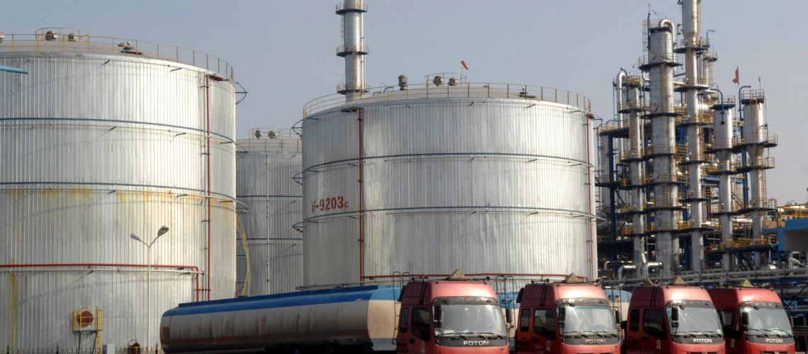 Le cours du Brent pour livraison en septembre baisse de 2,21% à 68,64 dollars.
