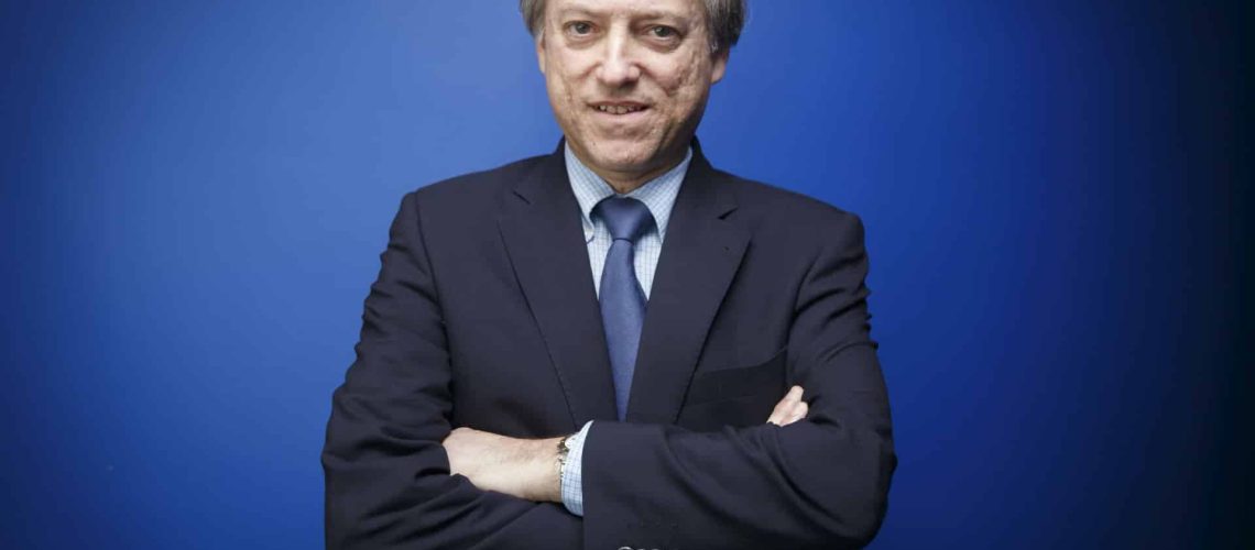Le directeur clinique de Santa Maria dit ne rien savoir de son départ.