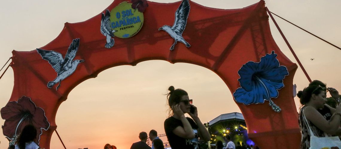 Le Festival O Sol da Caparica est presque là : Rappelez-vous quels artistes vont se produire.