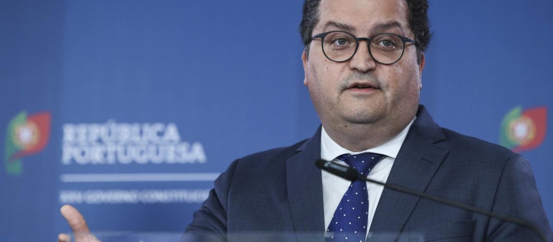 Le gouvernement approuve la proposition de réduire l'IRC (qui devra être votée au Parlement).