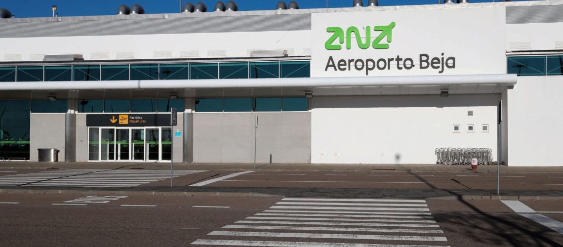 Le gouvernement renforce le potentiel de l'aéroport de Beja dans la défense aéronautique