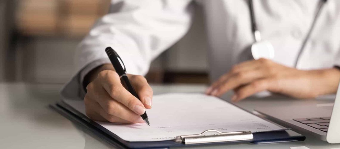 Le gouvernement veut que de fausses autodéclarations de maladie justifient un licenciement.