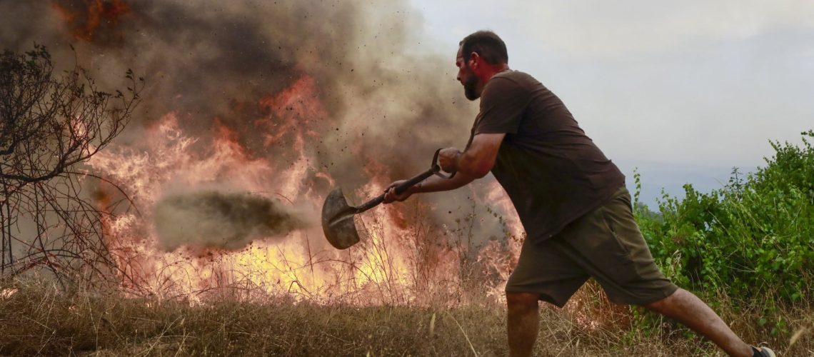 Le Portugal continue d'avoir trois incendies préoccupants parmi 61 occurrences actives.