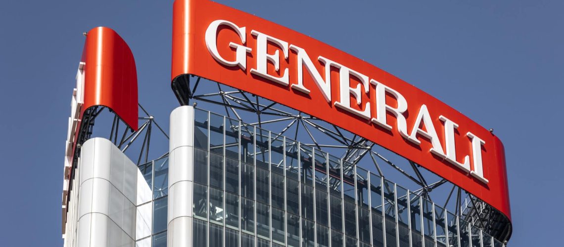 Le syndicat accuse Generali de "licenciement collectif déguisé" en transférant du travail.