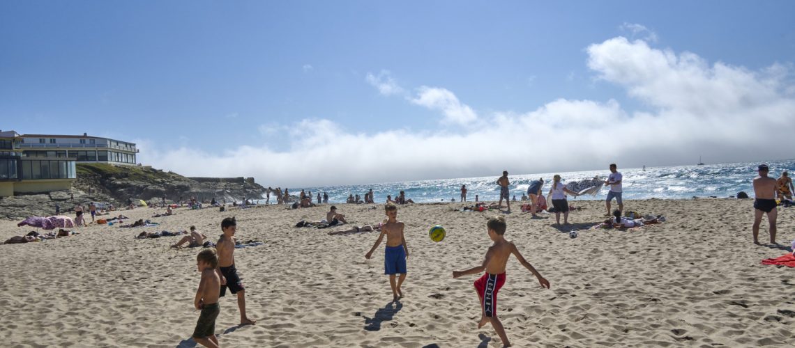 Le week-end sera (très) chaud. Les températures peuvent atteindre 44 ºC.