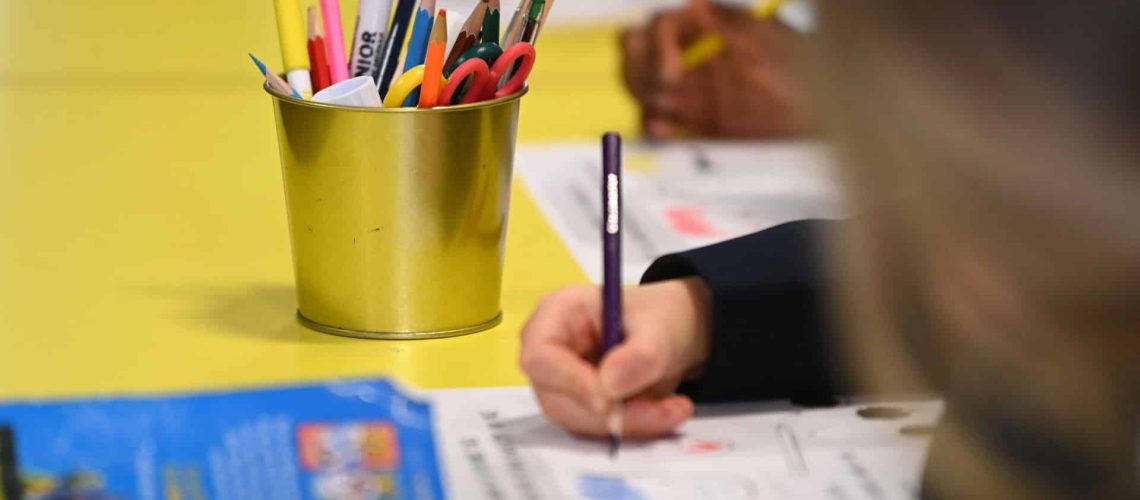 L'éducation reconnaît les difficultés des enseignants dans les écoles portugaises à l'étranger.