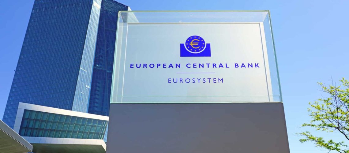 Les bourses européennes en baisse après que la BCE a maintenu ses taux directeurs.