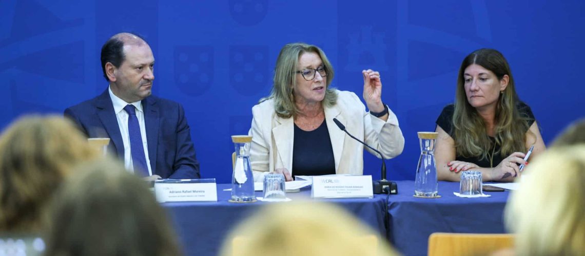 Les conventions collectives chutent de 20 %, mais le nombre de travailleurs concernés augmente.