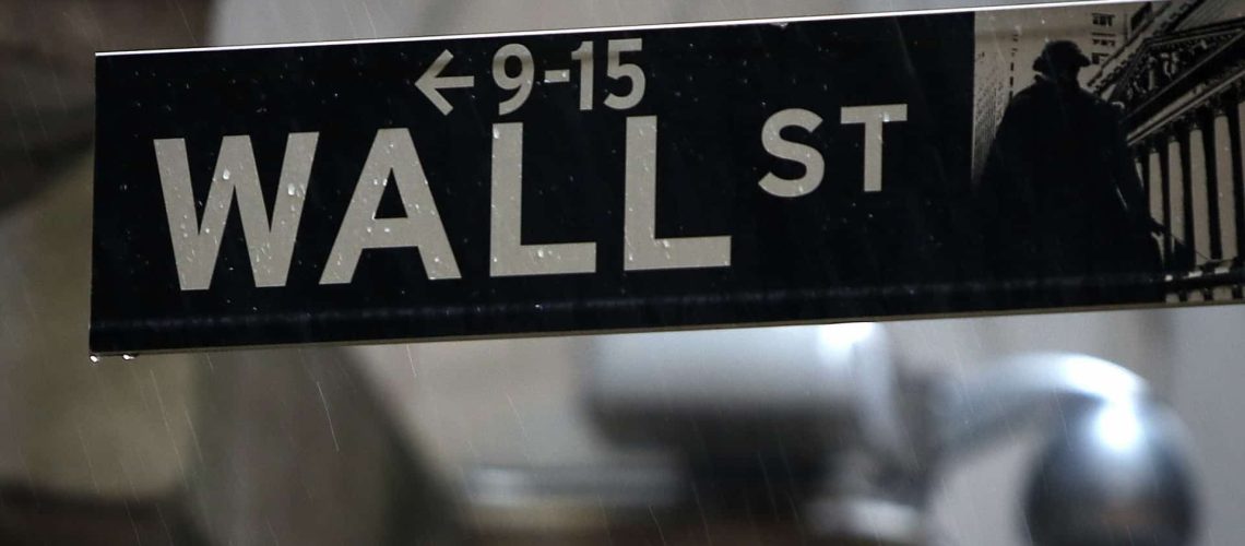 "Les investisseurs se sentent optimistes". Wall Street clôture en hausse