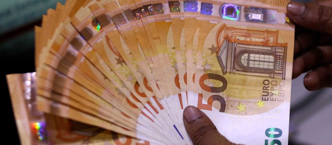 Les taux d'intérêt de la dette du Portugal augmentent à deux, cinq et dix ans.