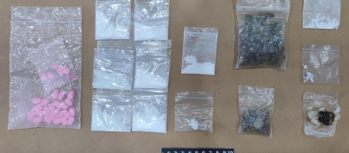 Mais 1 arrêté pour trafic au Boom avec de la drogue et des centaines d'euros et de dollars
